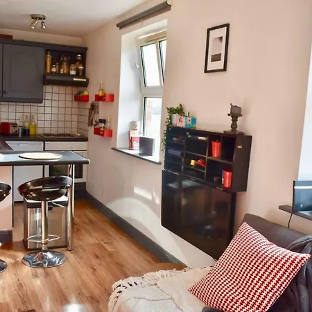 Charming 1 Bedroom Heart Of